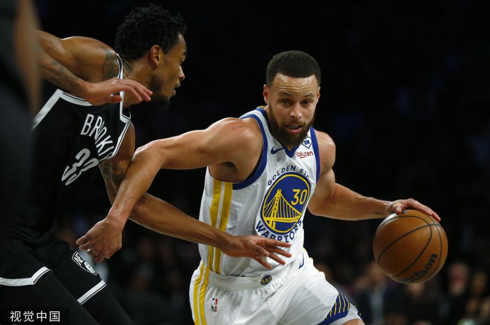 与主教练齐 与主教练齐