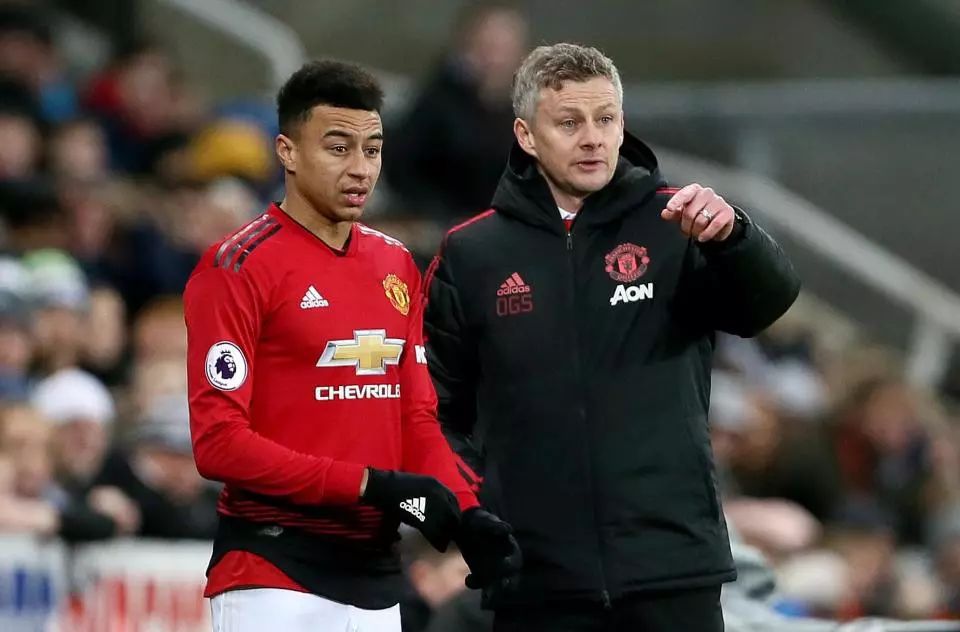 希罗等人形 希罗等人形